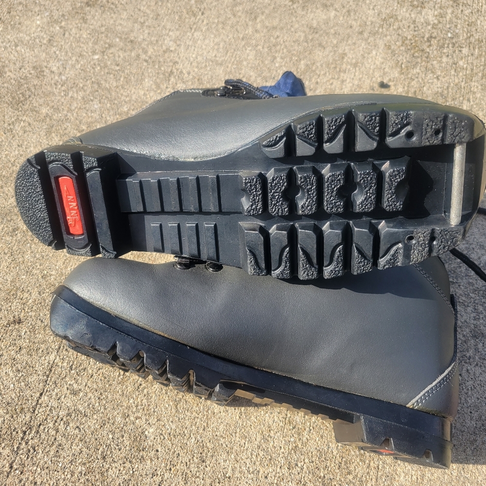 Vintage Merrell ski boots